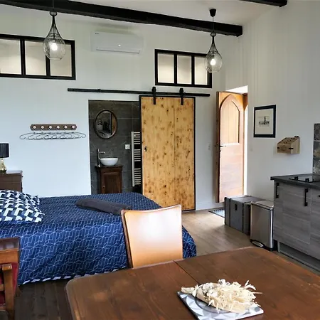 gîte du tourneur studio au cœur de saint cirq Extérieur photo